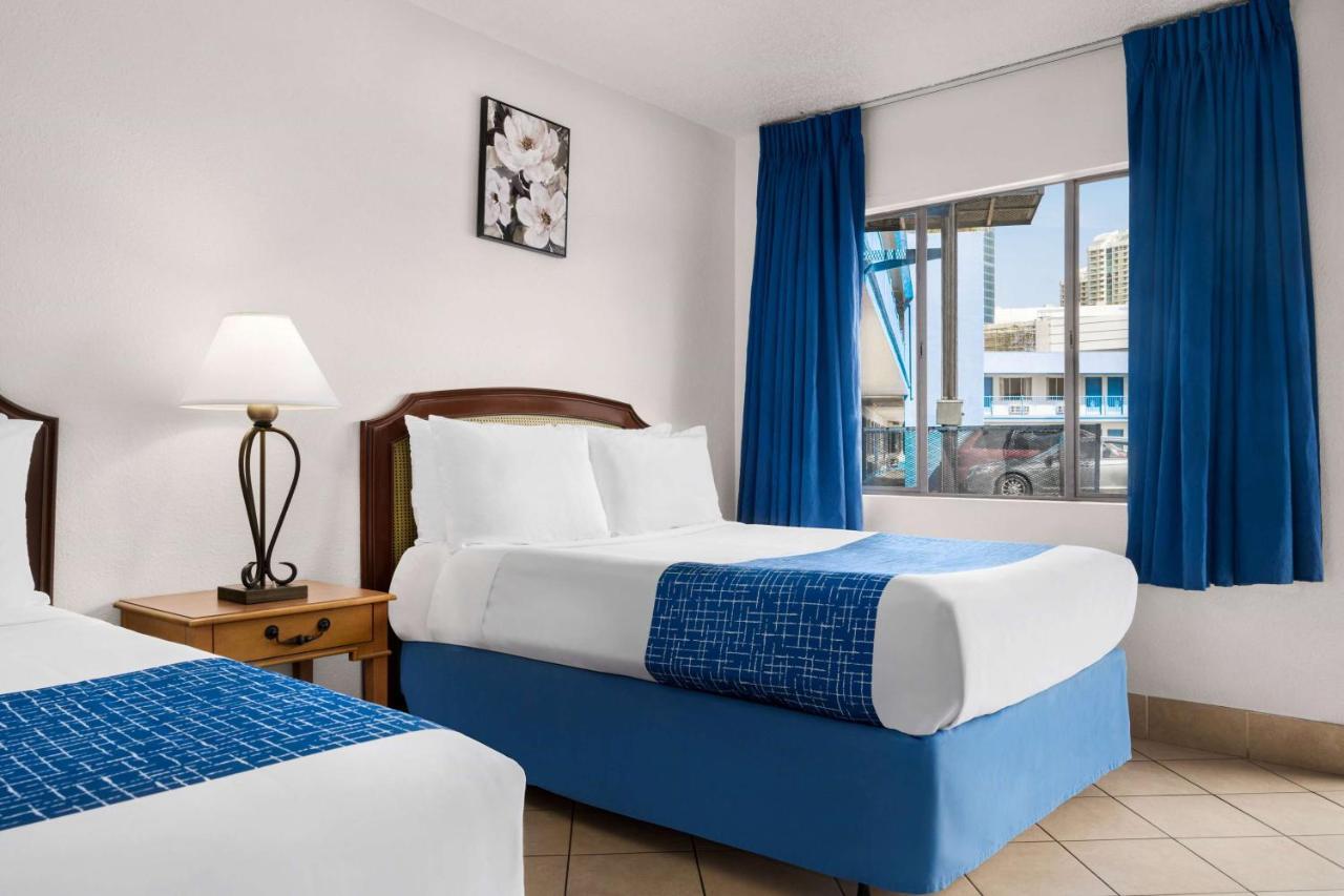 Travelodge By Wyndham Las Vegas Exterior photo