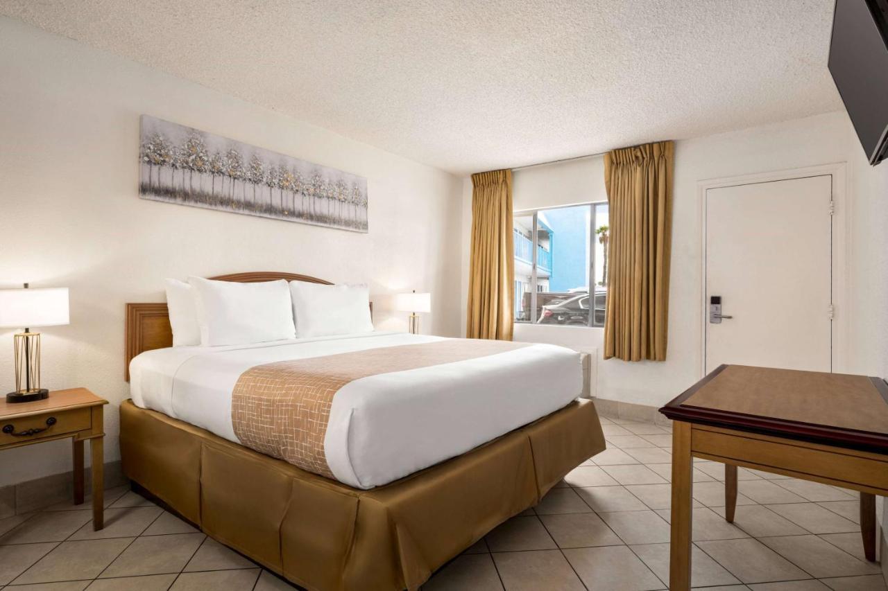 Travelodge By Wyndham Las Vegas Exterior photo