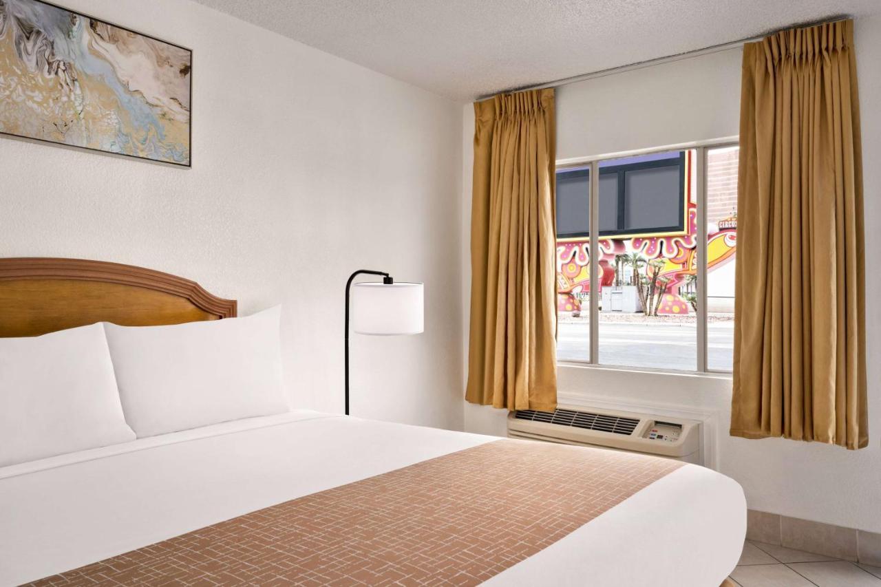 Travelodge By Wyndham Las Vegas Exterior photo
