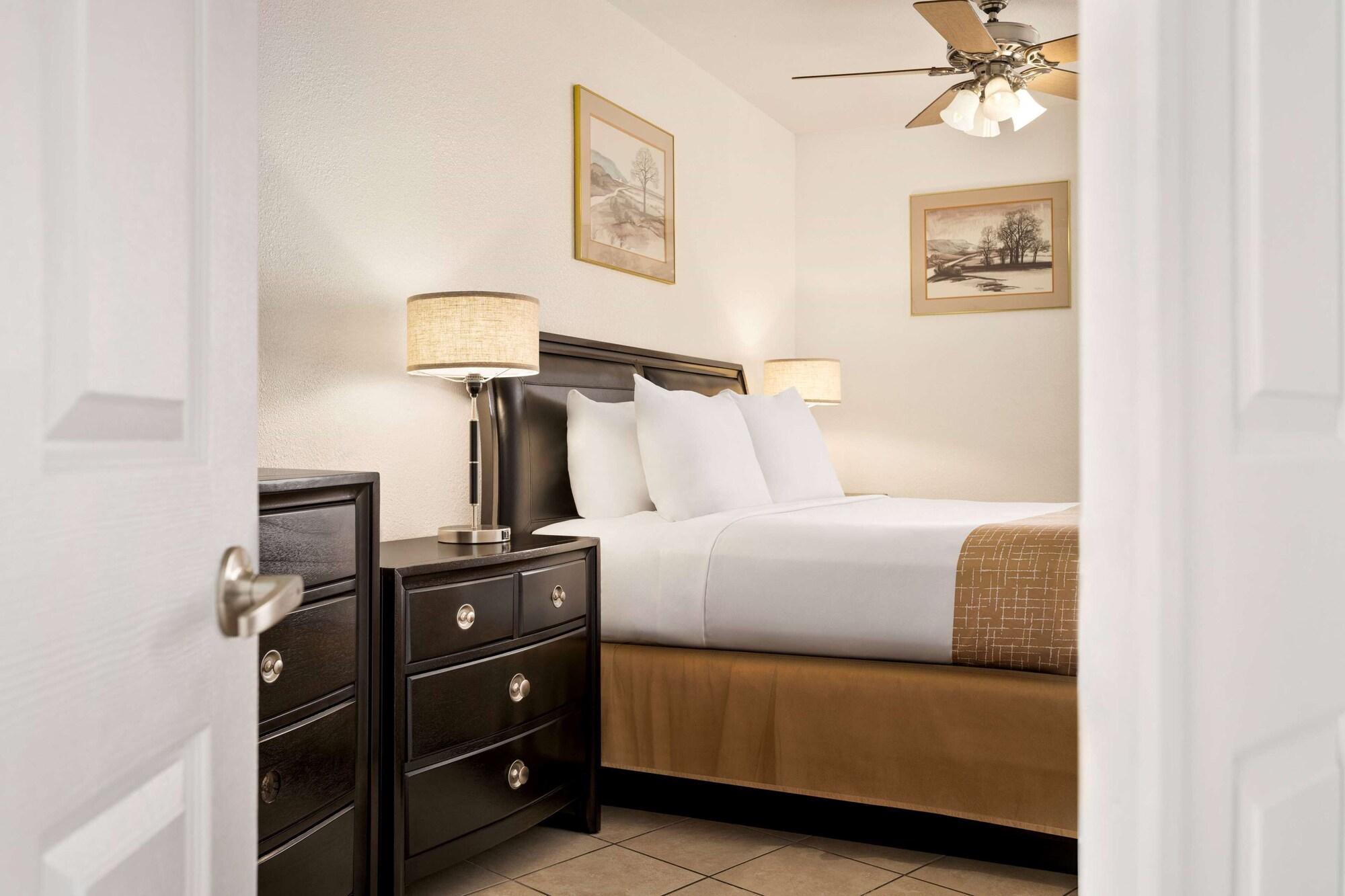 Travelodge By Wyndham Las Vegas Exterior photo